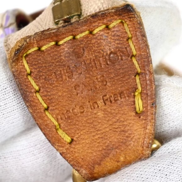 AUTHENTICITY GUARANTEED LOUIS VUITTON Pochette Accessoires Hand Bag - Picture 15 of 15